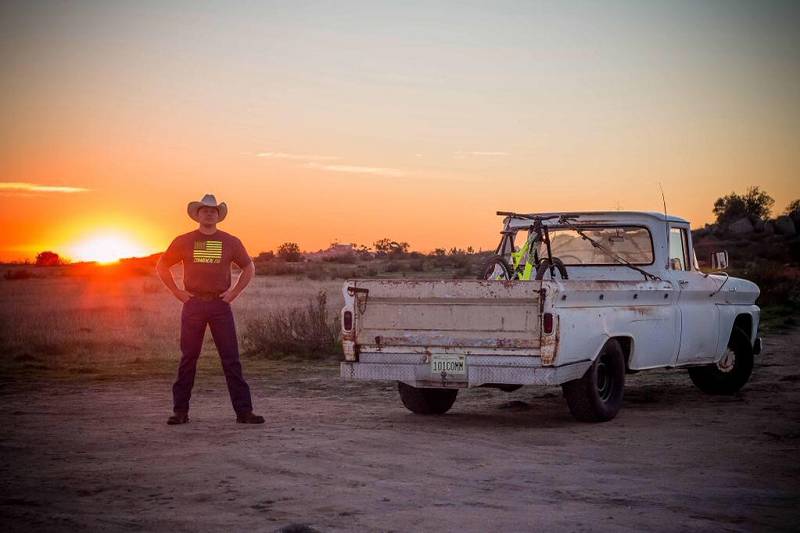 车手战车:坠山狂徒的CommencalFurious