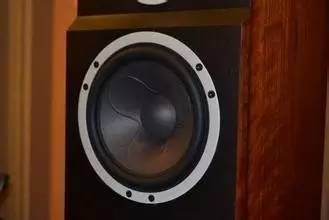 功放与音箱如何连接到电视机上,功放连接音箱正负接错会怎么样