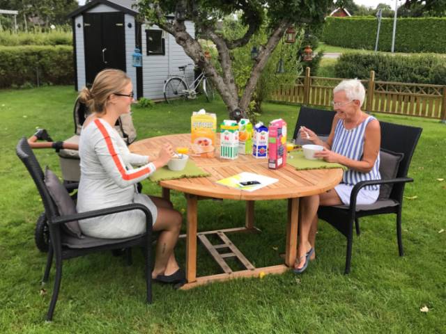 谷物酸奶醇厚香甜又酥脆,搭配谷物脆的酸奶