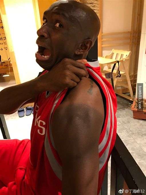 竟把黑人晒到更黑？回非洲避暑？对不起我忍不住笑了