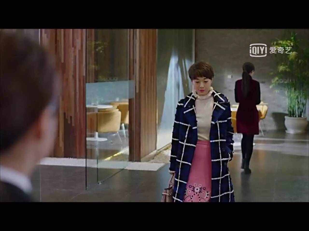 我的前半生唐晶为什么对罗子君好,我的前半生原著中的子君和唐晶