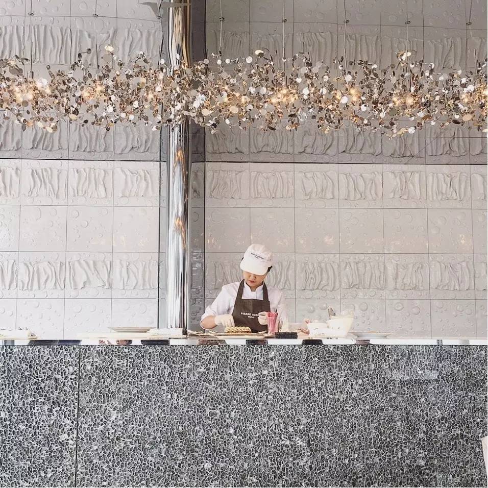 那些爱晒照片的女人,韩国好看的咖啡馆拍照