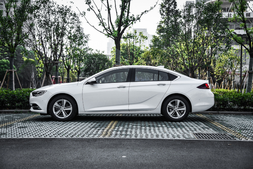 别克君威2.0t2024款性能测试,1.5t配9at变速箱怎么样君威