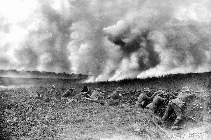 一战英军进攻柏林,一战英军冲锋真实纪录片