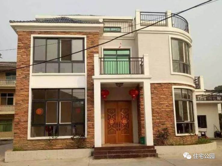 农村自建房真石漆哪种不容易刮灰,农村自建房真石漆推荐