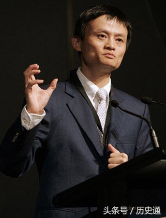 他，当之无愧的商业之神，其保险公司，第一单为一大人物投保，开银行，又一大人物亲自开户，两次建立资本