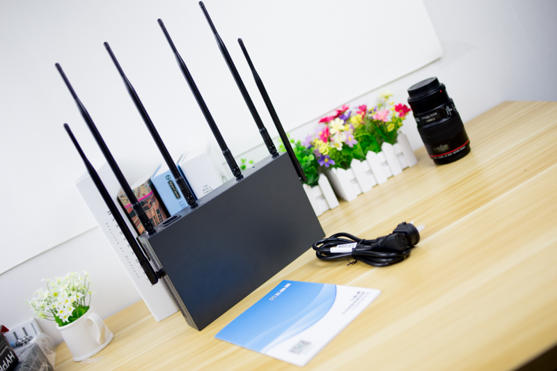 千兆飞鱼星路由器什么型号,飞鱼星百兆路由器