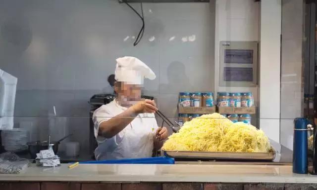 最好吃的冷面推荐,40度的天吃一碗麻辣烫