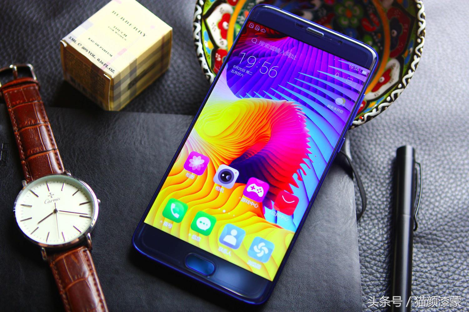 小辣椒荣耀v9,荣耀v9还值得入手吗