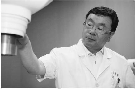 肿瘤放射治疗顶级专家,康静波主任海军总医院在哪坐诊