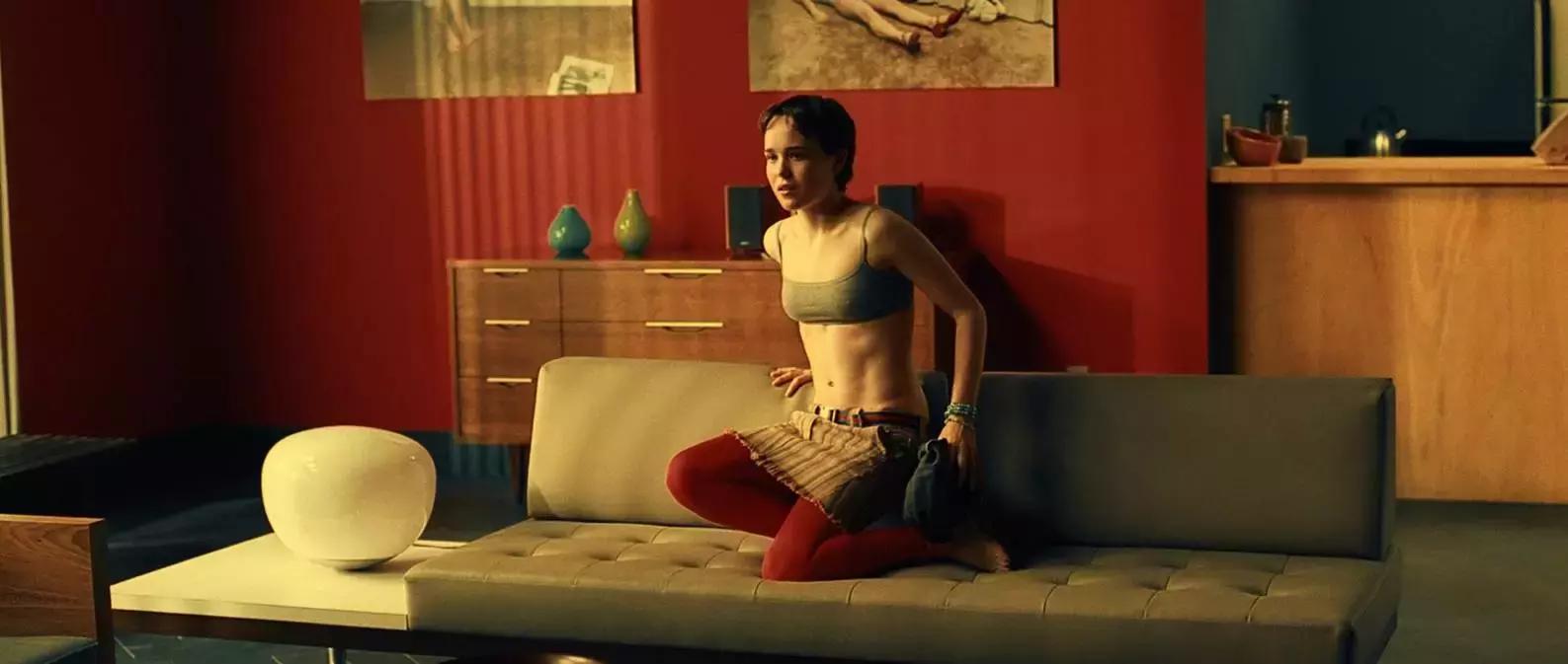 她因同志身份多次收死亡威胁，但她从未想过妥协！