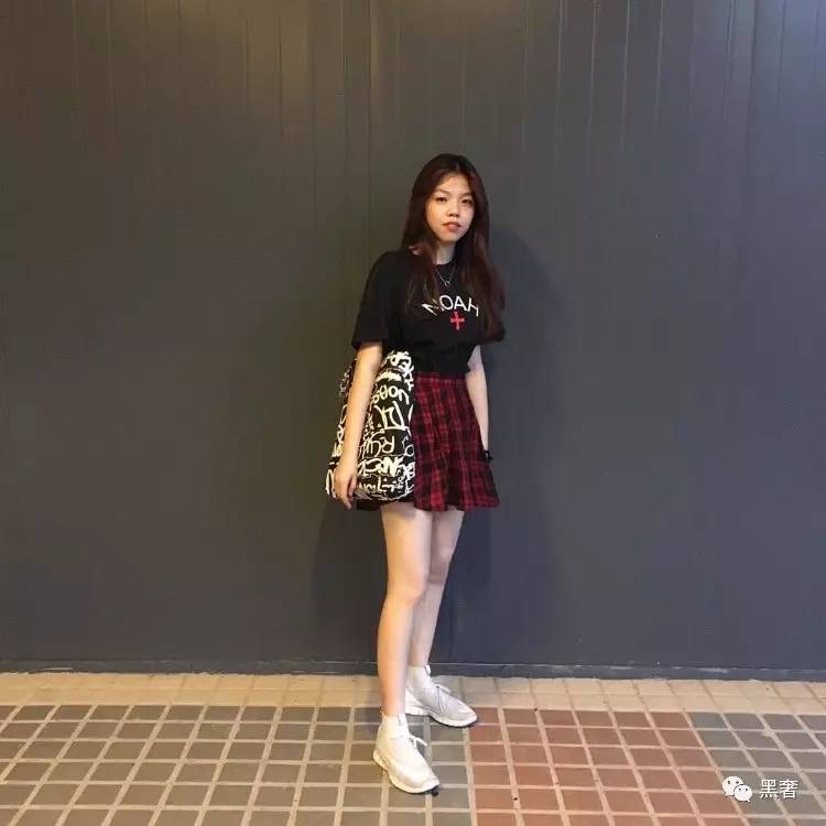 巴黎世家袜子鞋2.0和3.0的区别,巴黎世家男士袜子鞋