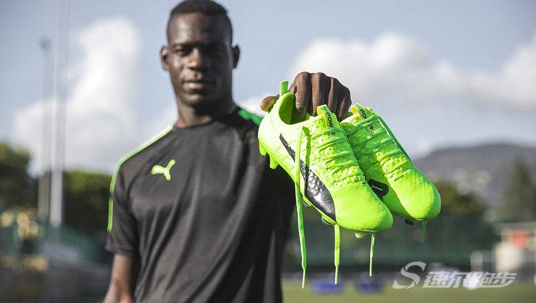 彪马最强实战球鞋,彪马又帅又能打的足球鞋