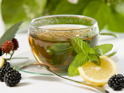 夏天冷饮吃多了脾胃差怎么调理,夏天冷饮喝多了怎么办