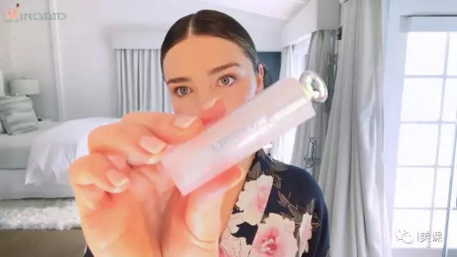 超模米兰达可儿妆容,和姐妹一起化个名媛妆