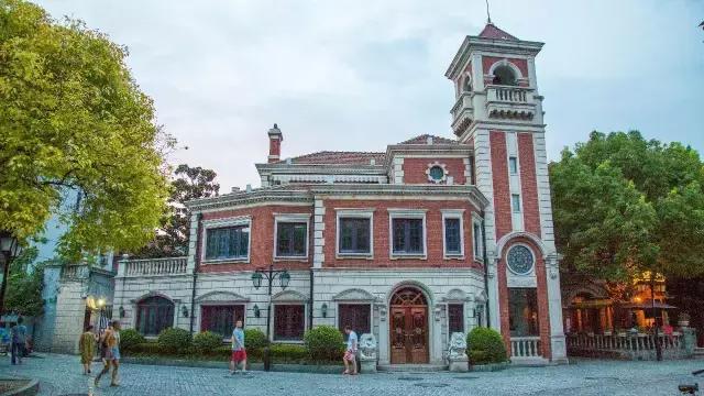 高温下的上海城市,上海40度以上高温