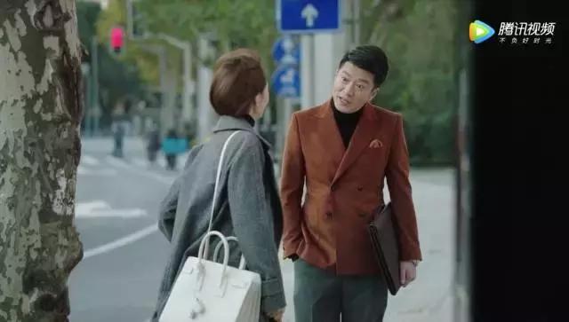 穿8万的鞋，背60万的包，怪不得罗子君会爱上贺涵