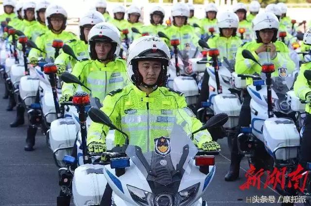 贝纳利300巡航摩托车价格表,贝纳利300和豪爵250哪个好