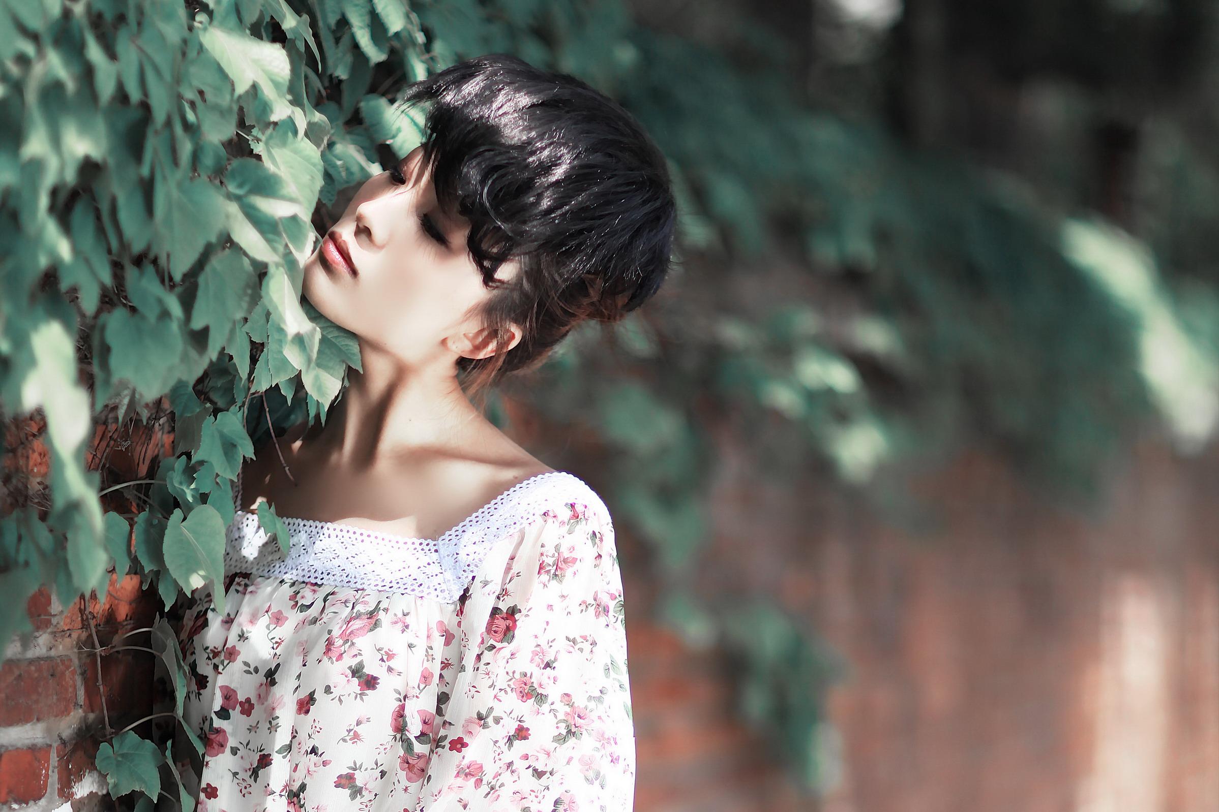 自己的房子亲戚住着不走,亲戚住在家里不走可以起诉吗