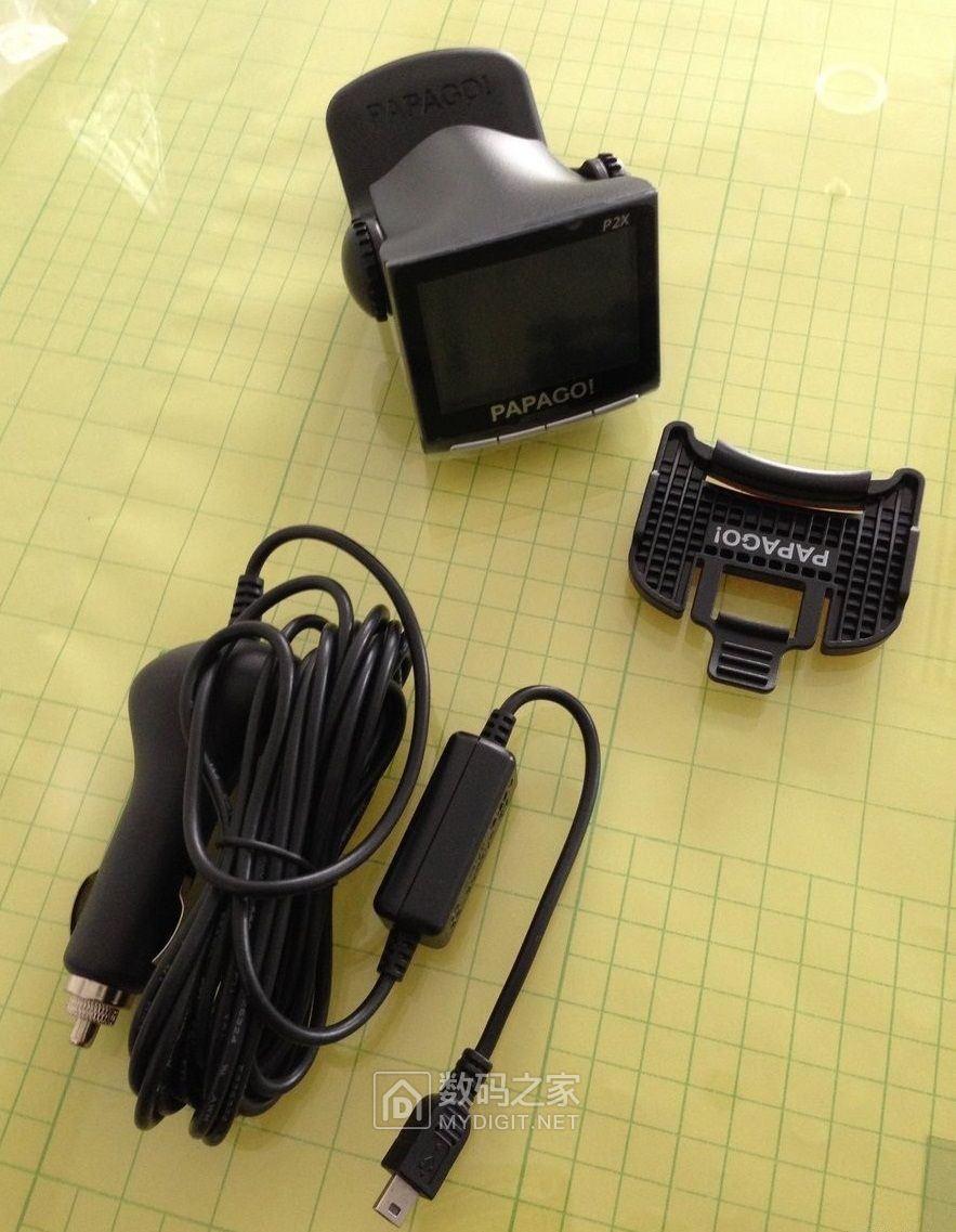 趴趴狗行车记录仪镜头拆解,零镜行车记录仪拆解评测