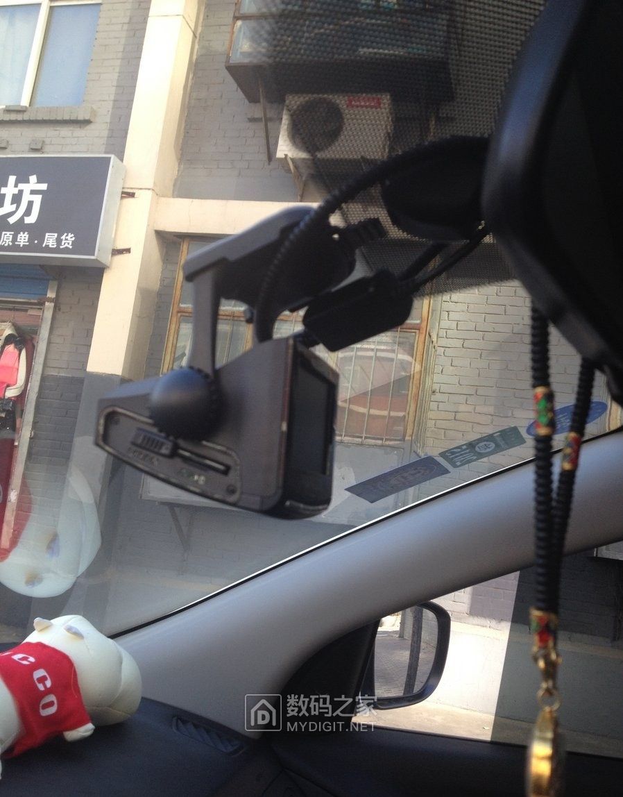 趴趴狗行车记录仪镜头拆解,零镜行车记录仪拆解评测