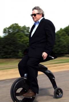 脚踩风火轮也跑不赢,脚踩风火轮感觉时间还是不够用