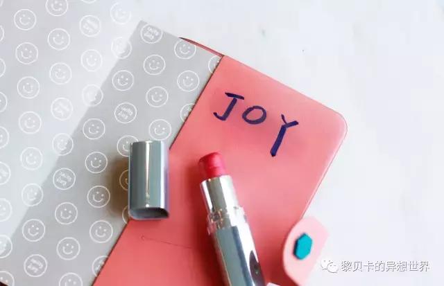 过期的化妆品不要急着扔，它们还有大用处！