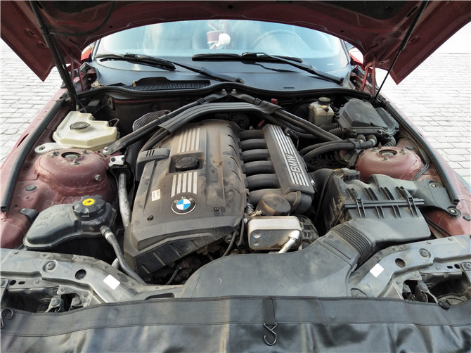 十年车龄的宝马z4值得购买吗,哪一年的宝马z4最值得入手