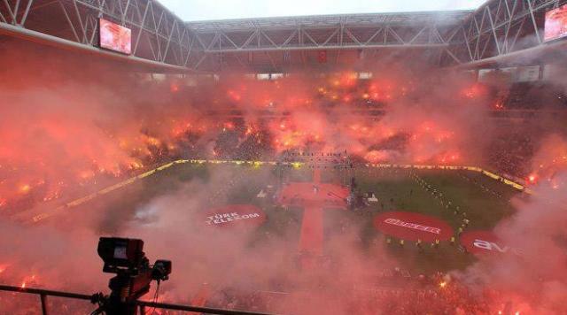 为什么中超球队老是改名字,目前中超球队各队名字