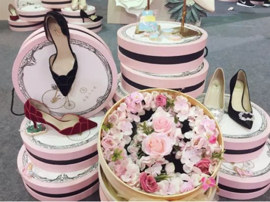 一年只迎客8天却有百万粉丝!为何如此狂拽大牌?