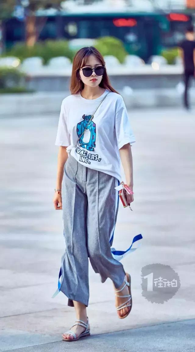 一字领长裙怎么搭配,一字领长裙穿搭