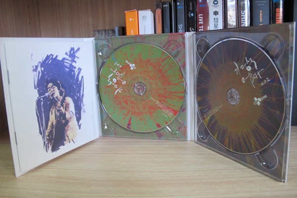 这年代谁还买二手车,这个年代谁还买燃油车