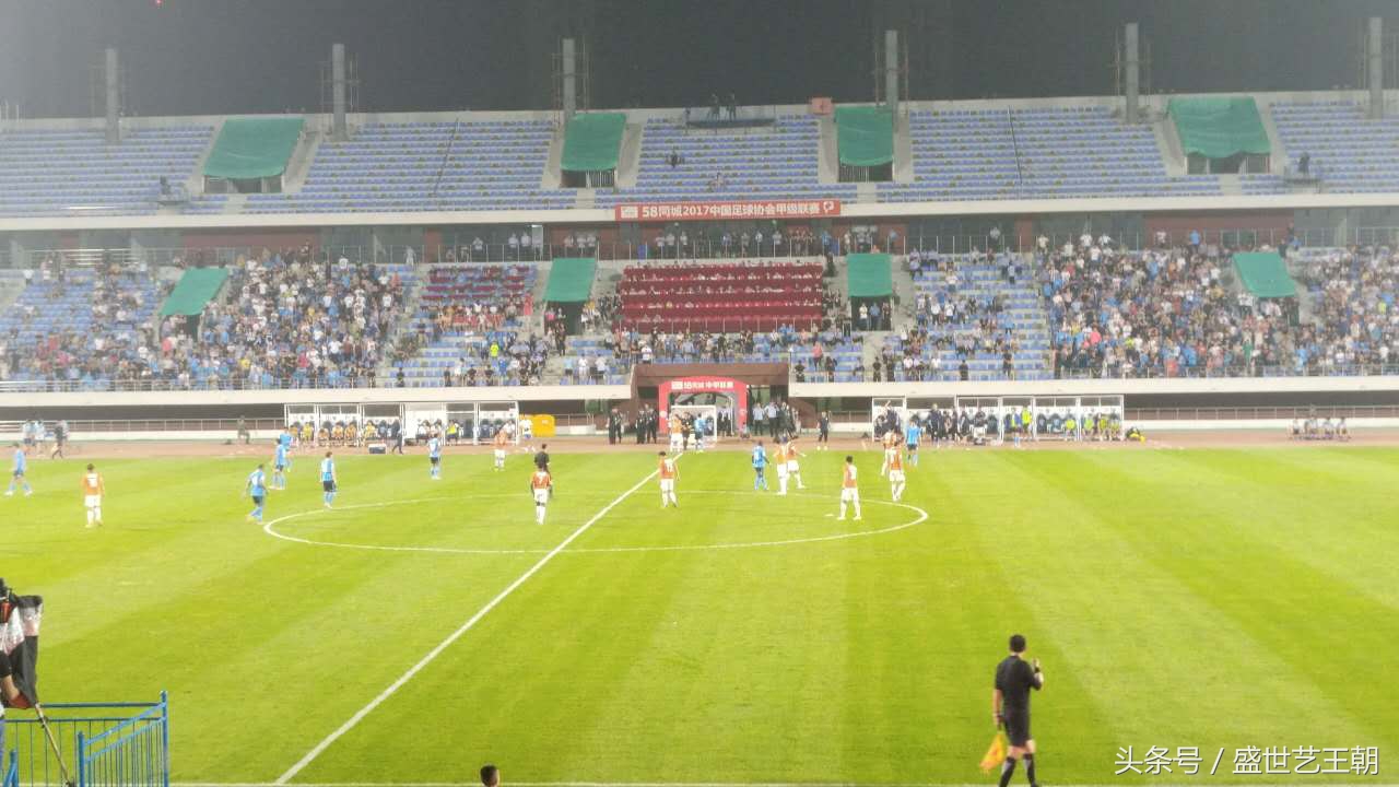 带你走进篮球馆,带你走进室内高尔夫