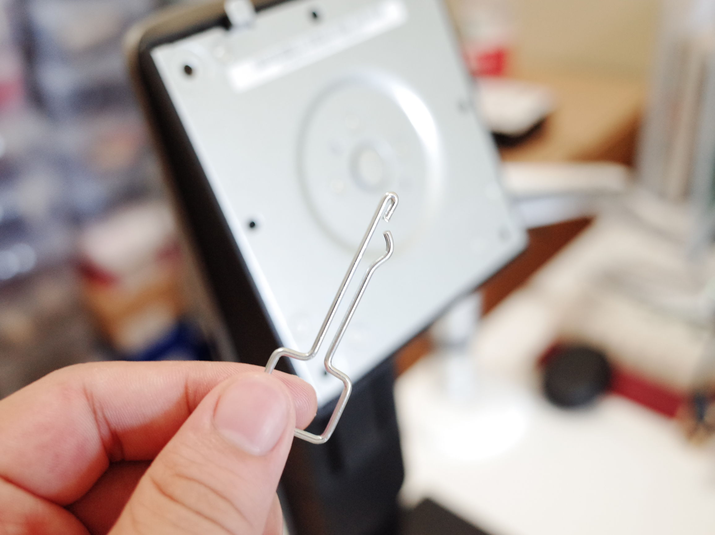 当笔记本*党**一直以为mac就是机制的时候，一定是忽略了显示器还有这样一种打开方式，外挂显示器的完整体验