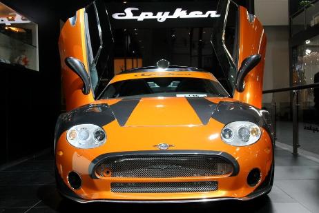 看到这些自带表情包的超跑，忍不住就笑出声来