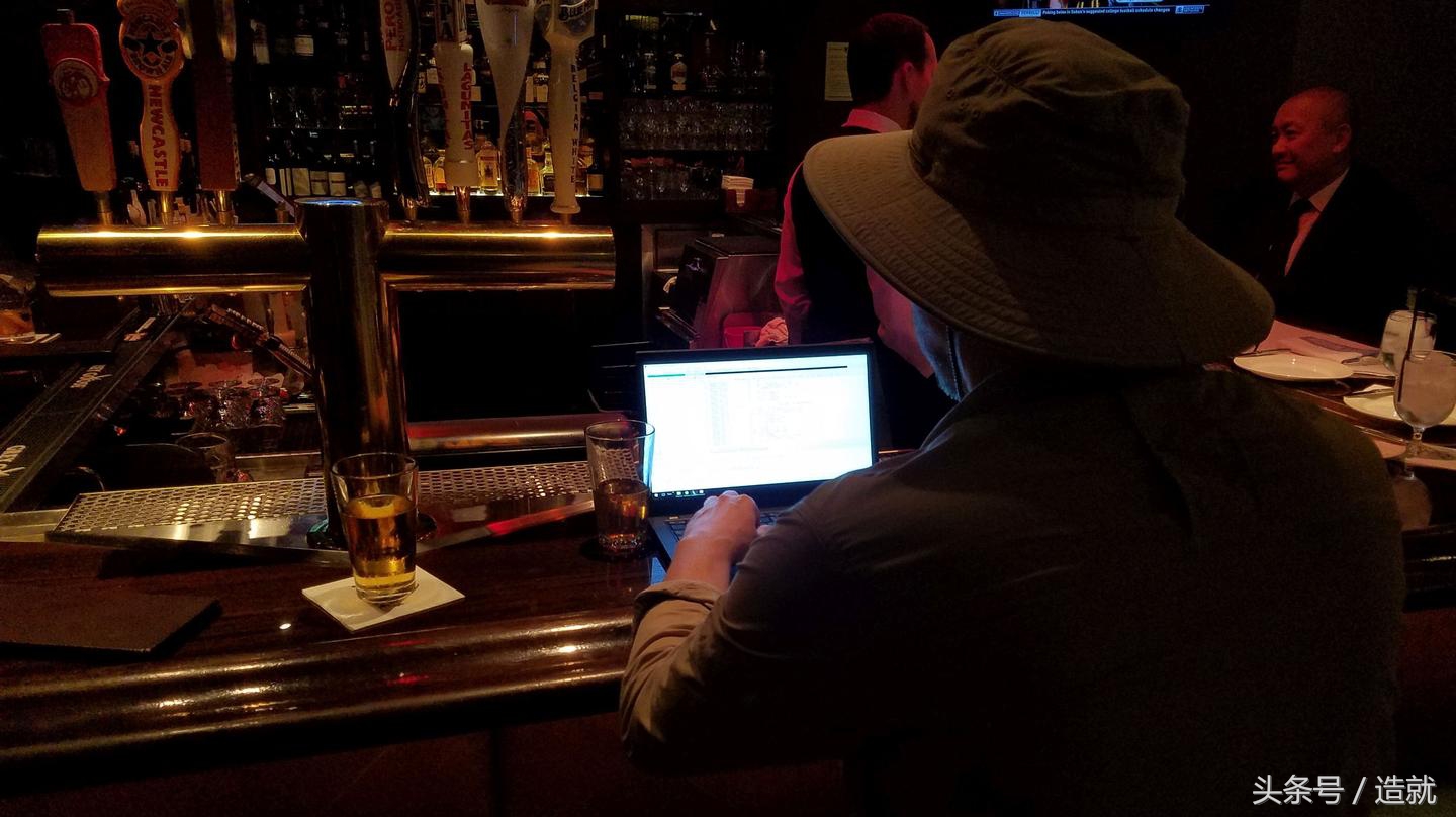 黑客入侵网游公司卷走百万元,黑客入侵获利50万