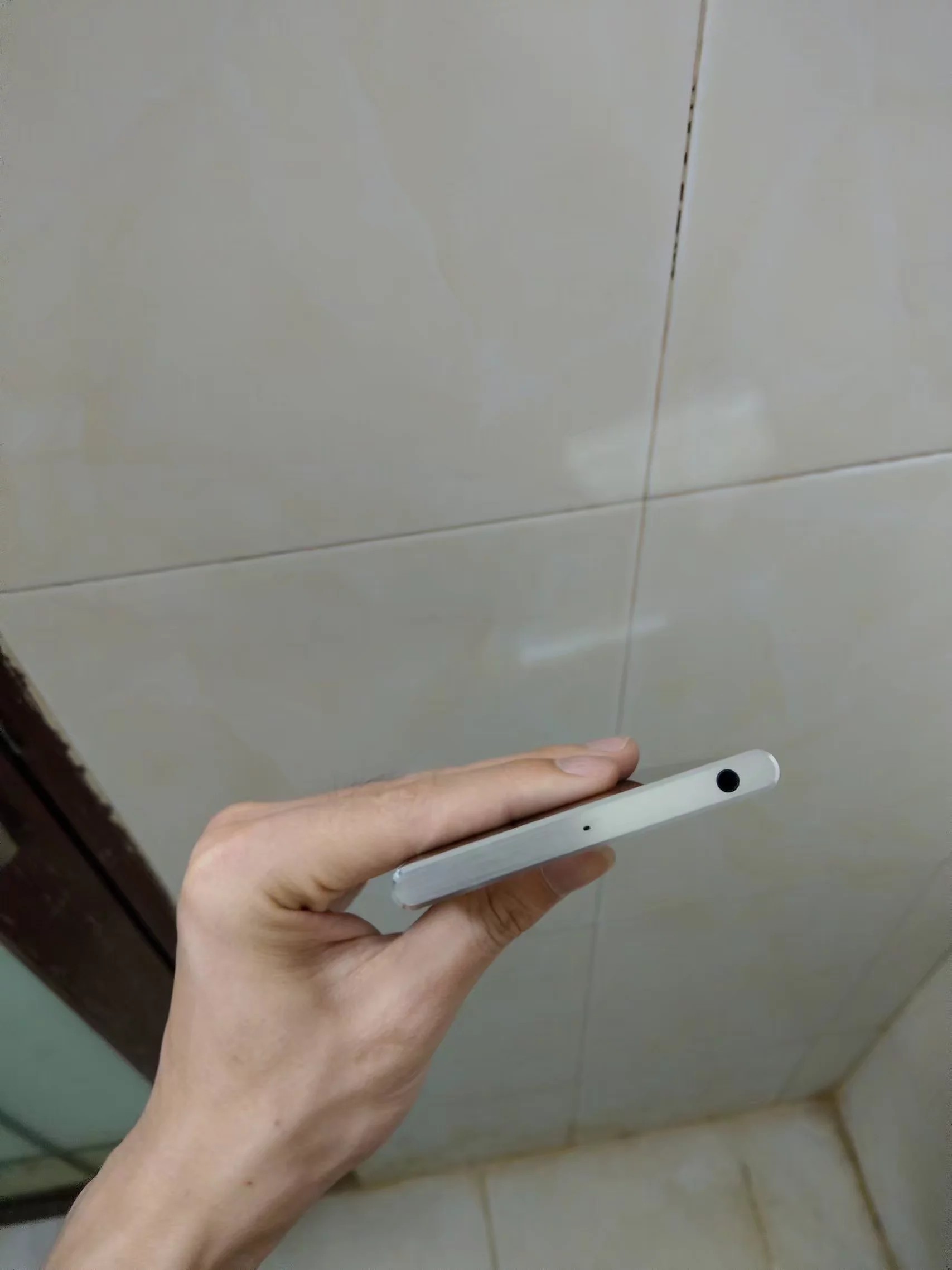 2022年了索尼xzp还能用多久,3200能买到新的相机吗