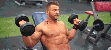 全方位的胸肌训练动作跟着练起来,让你掌握胸肌的训练技巧