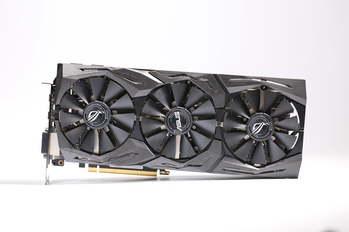 *力暴**拆解ROGGTX108011Gbps显卡评测