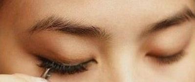 好看眼妆教程日常化妆,眼妆教程日常化妆图片