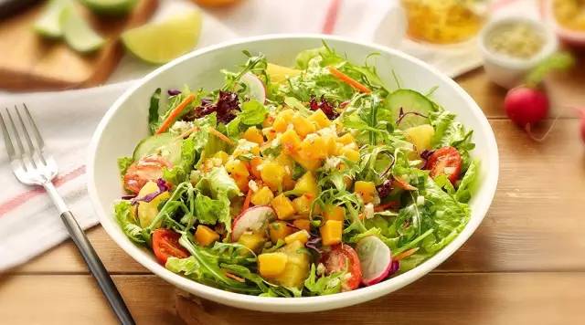 杭州肯德基不好好卖鸡，想干啥？