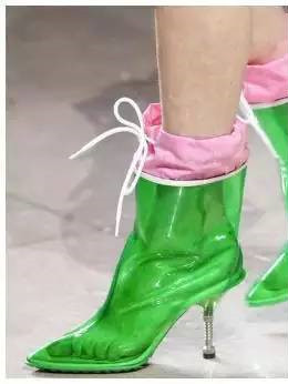 ysl爆款高跟鞋,ysl高跟鞋奇葩