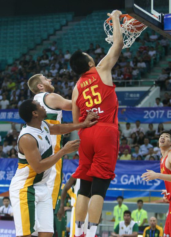 第一位传奇球员,历史第一中锋谁公认的