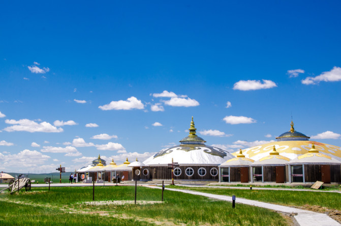 天堂草原锡林郭勒歌词及对白,真正的内蒙古锡林郭勒大草原