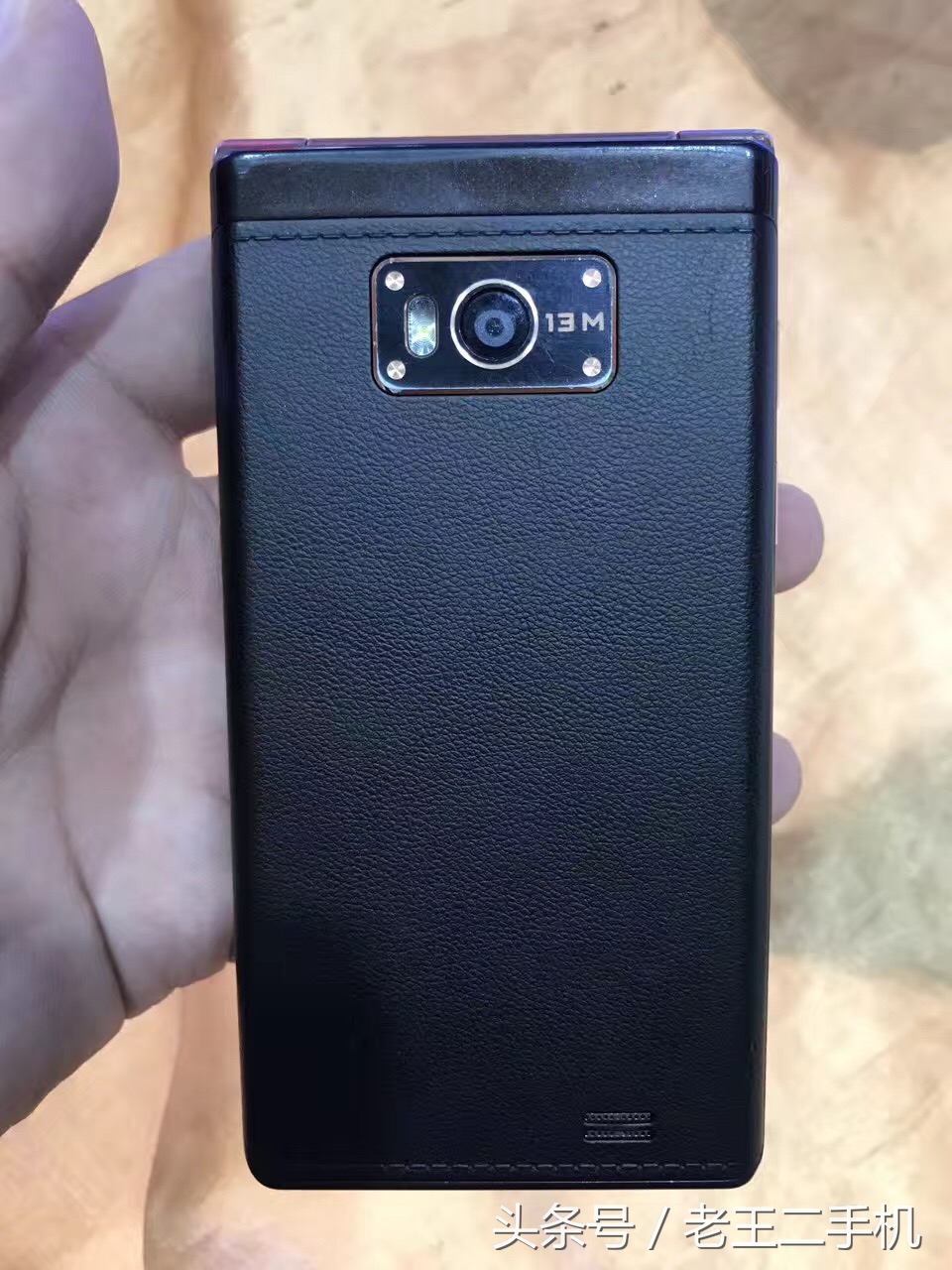 三星翻盖二手手机清仓处理便宜,二手三星手机值得入手吗