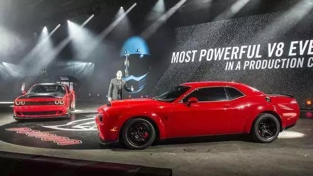 道奇的挑战者除了地狱猫，还有一台叫恶魔的