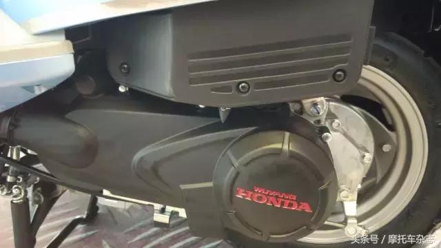 老款五羊本田125摩托车新车视频,2022年五羊本田佳御新车发布