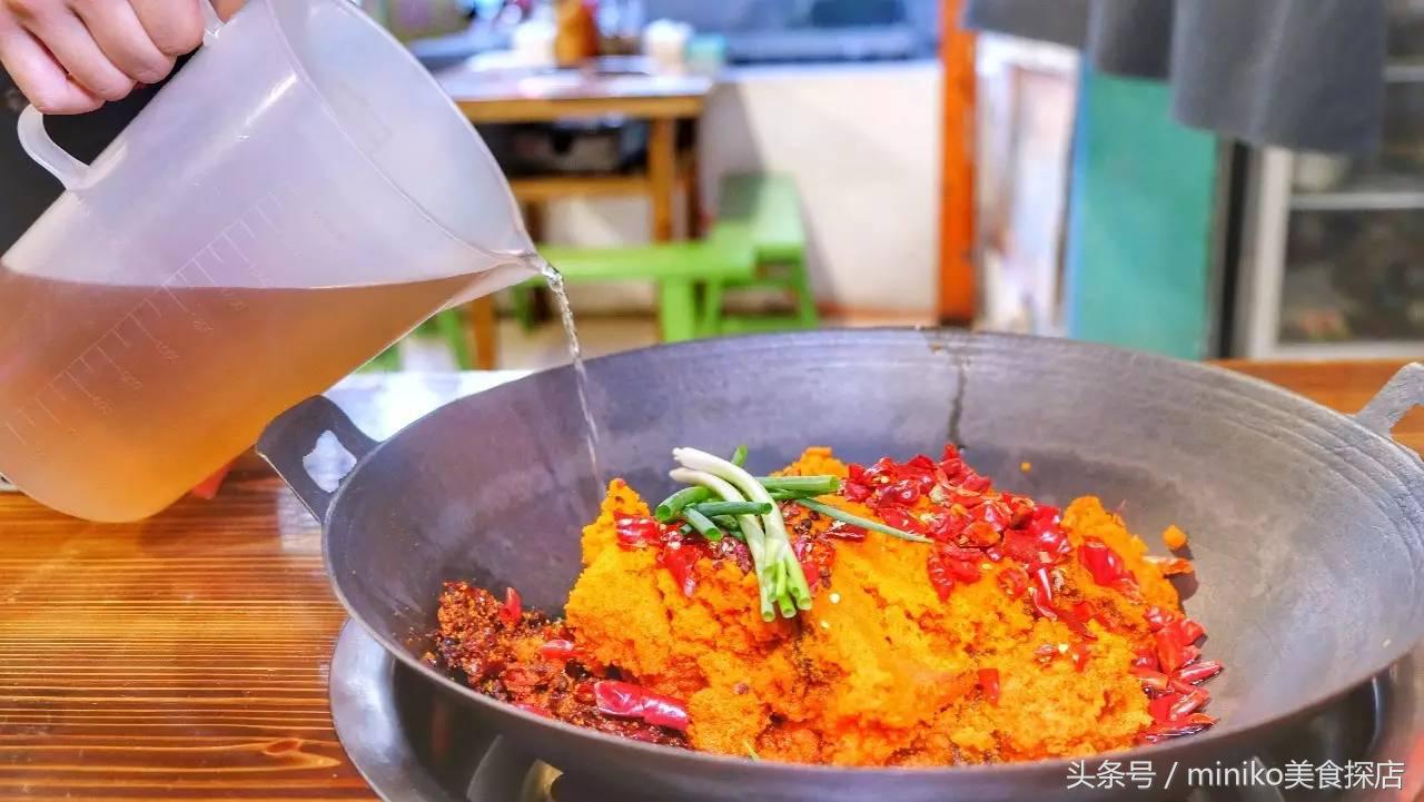 只卖红锅的火锅,只卖红汤的火锅