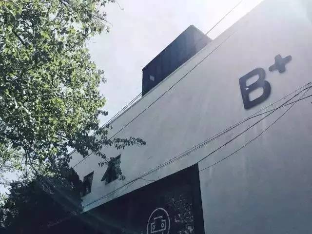 王嘉尔jackson军训,jackson王嘉尔烟嗓