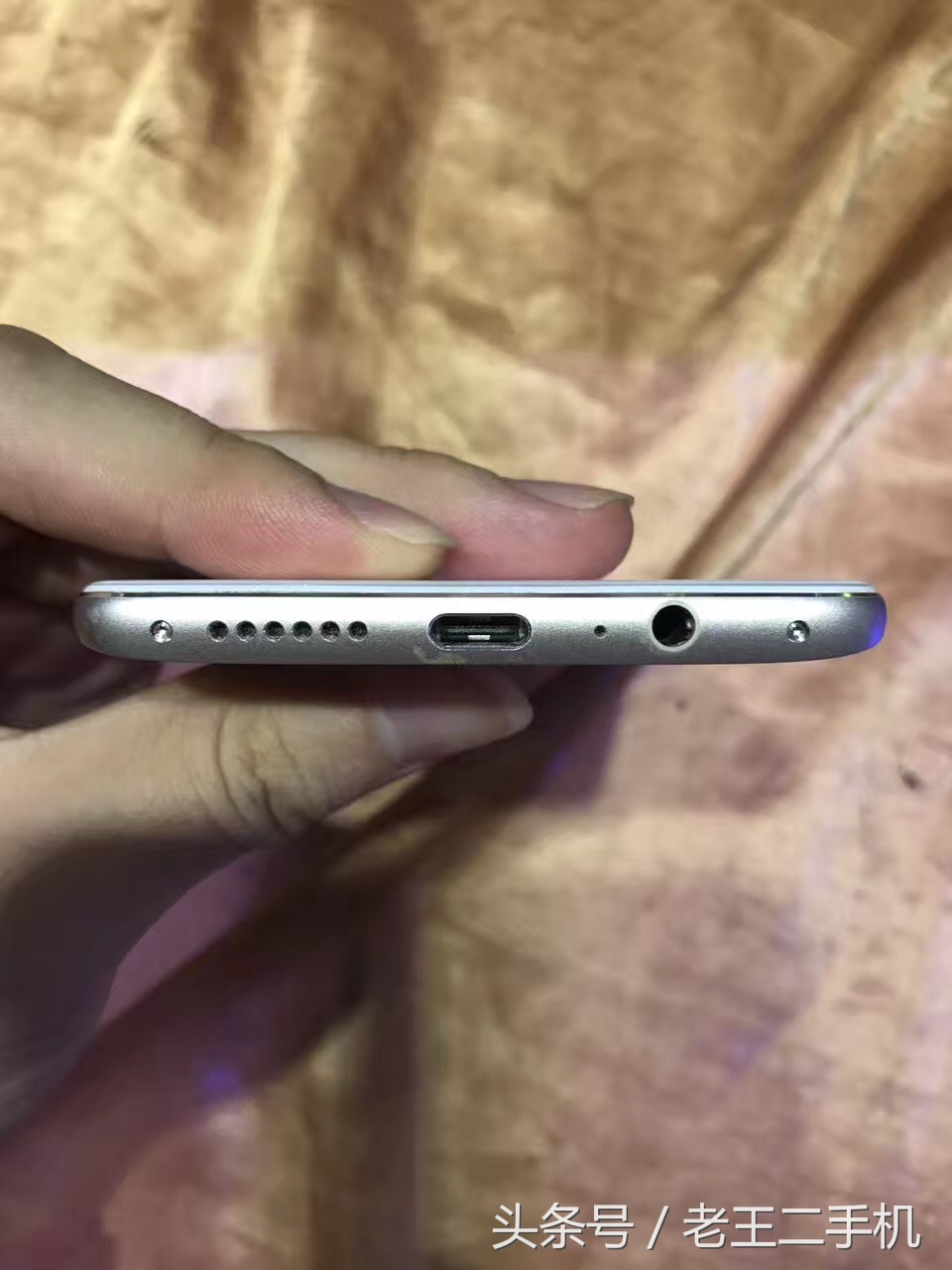 四五千的国产手机不如买苹果手机,iphone1000以下二手机推荐